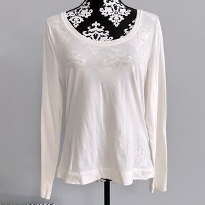 Athleta Women’s Outbound Scoop Neck Top Size Medium Long Sleeve Neutral